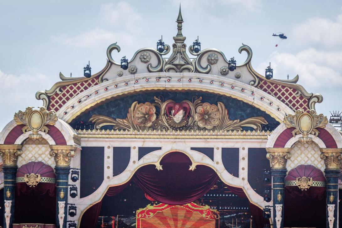 Tomorrowland recurre a vasos “inteligentes” tras ser multado por incumplir ley ambiental
