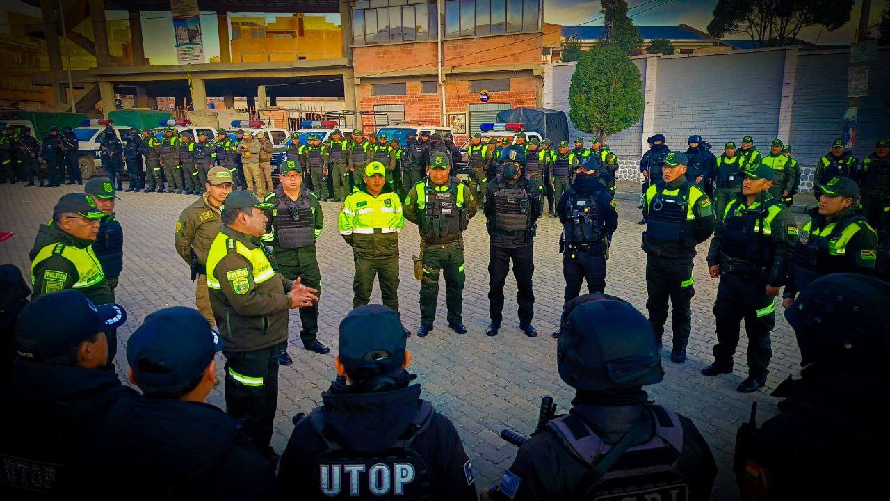 Policía retorna al trópico de Cochabamba tras más de 40 días