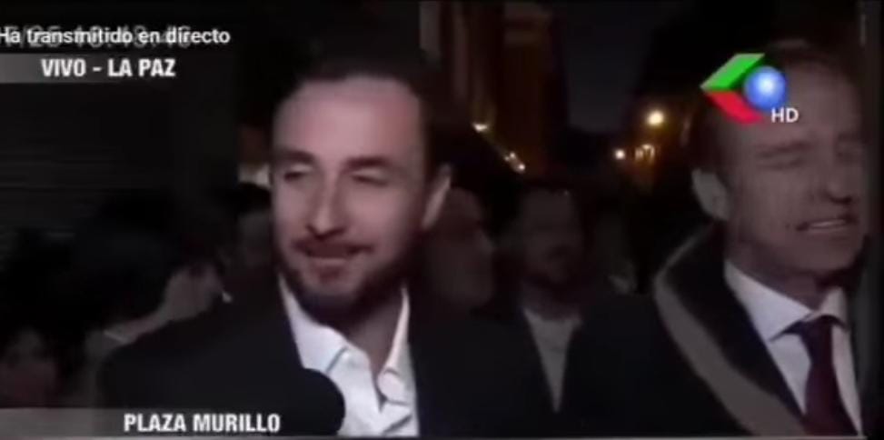 El lapsus de Juan Pablo Velasco en pleno desfile por la Revolución de La Paz