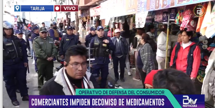 Comerciantes agreden a funcionarios para evitar decomiso de medicamentos en Tarija