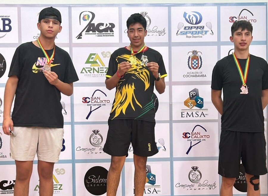 Bolivia brilla en ráquetbol juvenil con 21 medallas en torneo nacional