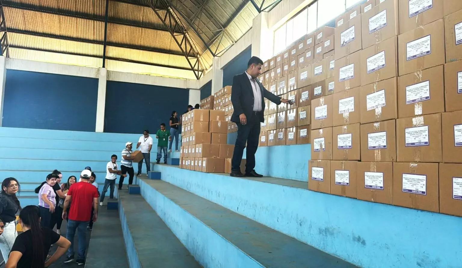 Ministro advierte que destruir papeletas podría ser delito electoral