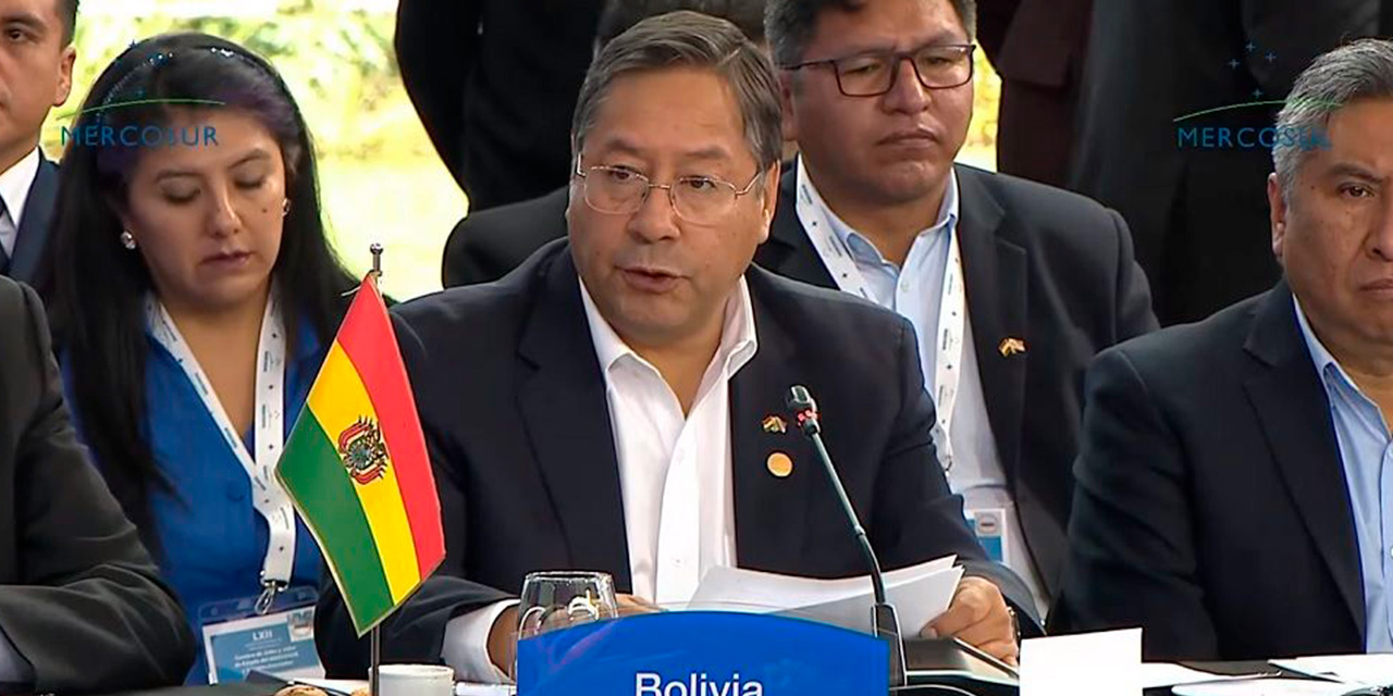 Presidente Luis Arce, denuncia en el Mercosur que Bolivia fue víctima de intereses sectarios