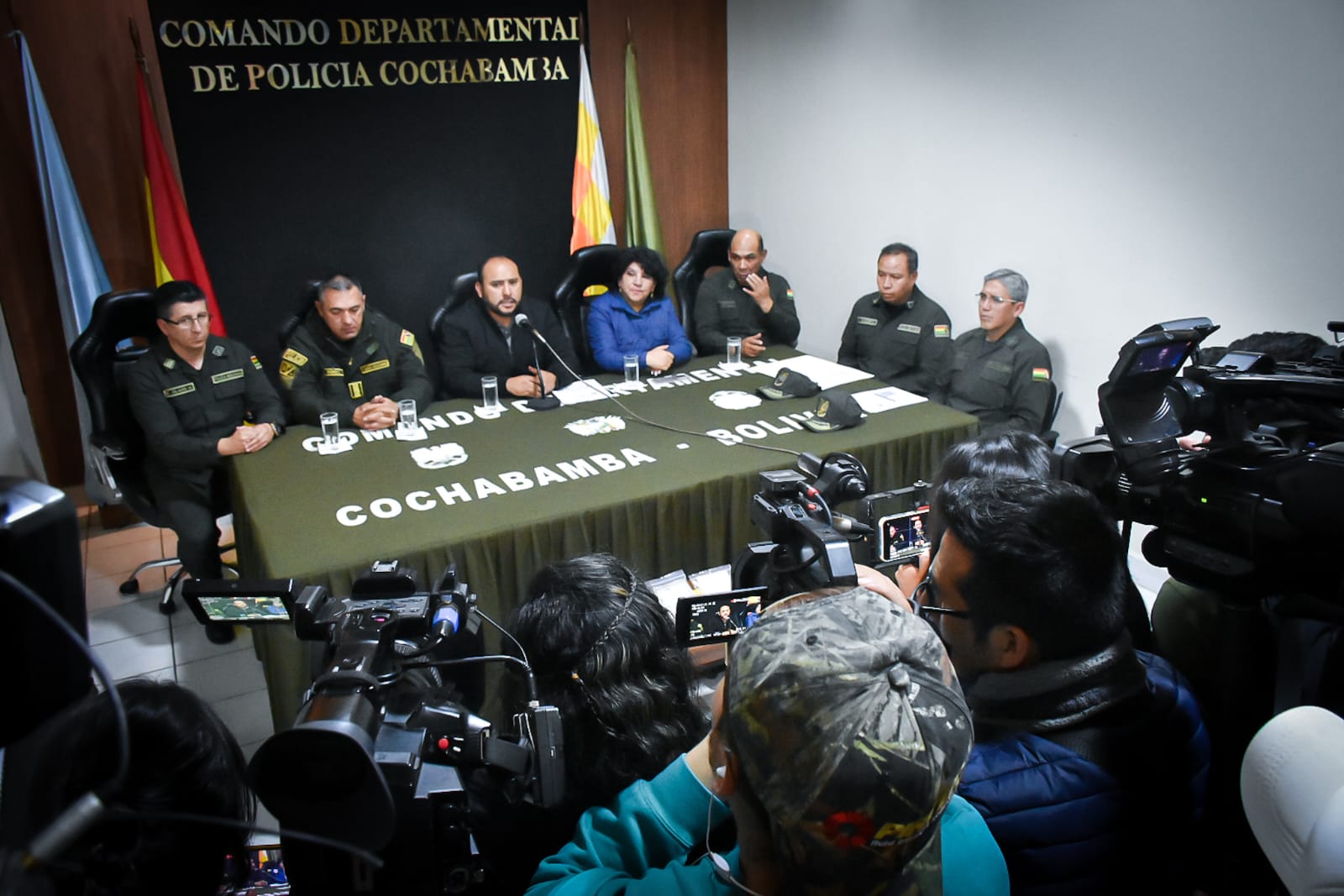 Policía desarticula banda criminal dedicada al robo de vehículos en Cochabamba
