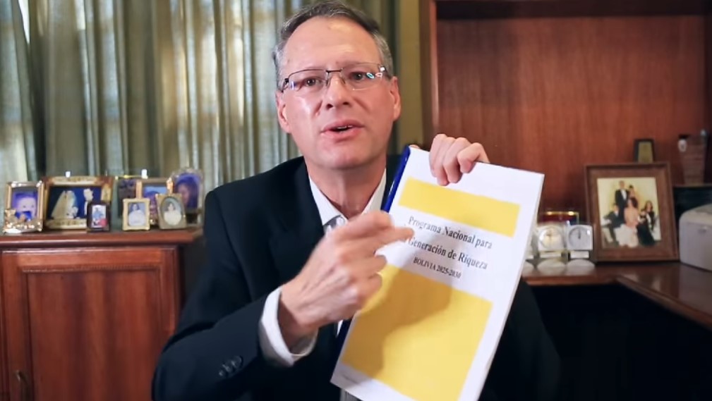 Jaime Dunn propone plan económico a candidatos no socialistas