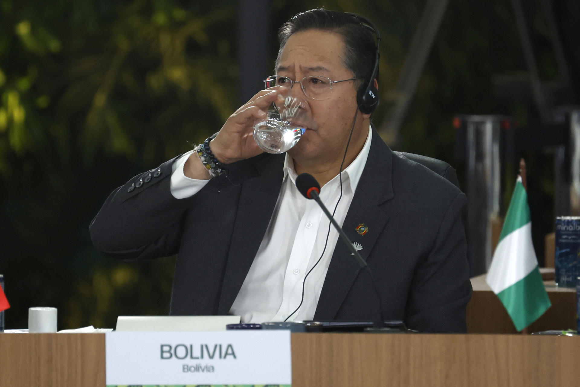 Luis Arce sacude la cumbre BRICS con propuesta de escudo económico contra el asedio global