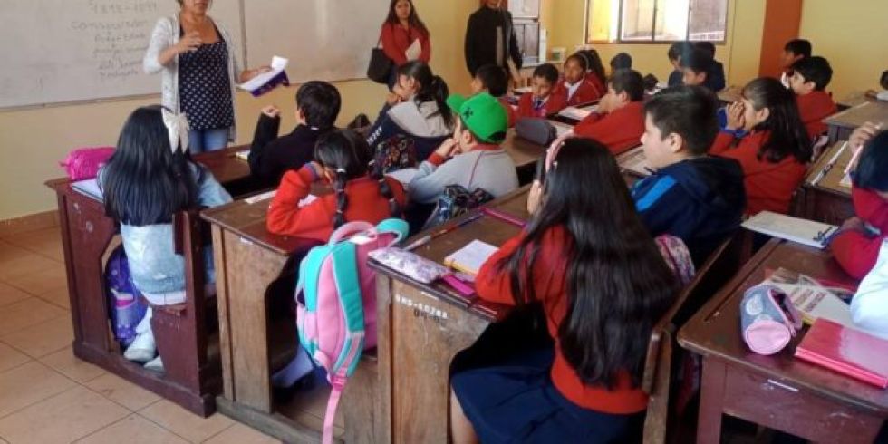 Padres de familia de Sucre piden reanudar clases presenciales este lunes