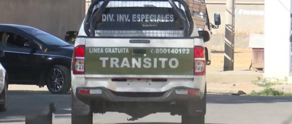 Un fallecido y dos heridos tras choque de camión contra peña en la ruta Cochabamba-Oruro