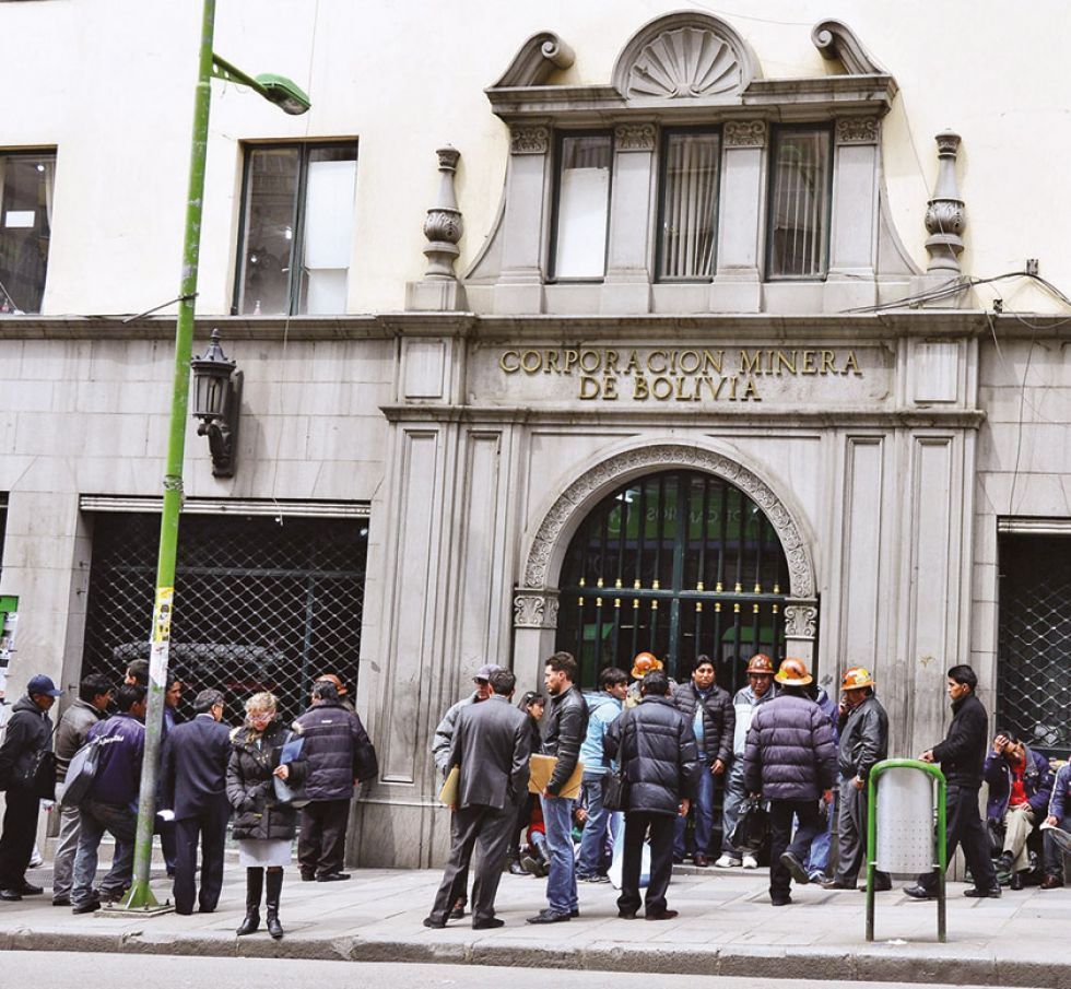 Crisis en COMIBOL: plantas paralizadas, millones perdidos y sin agenda minera en Bolivia
