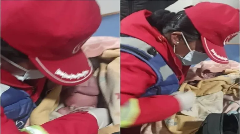 Hallan a una bebé recién nacida en un basurero de El Alto