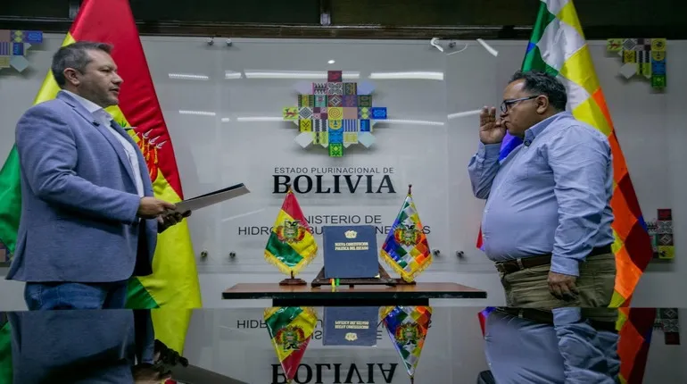 Pablo Nina asume la presidencia de Yacimientos de Litio Bolivianos