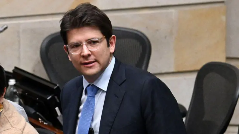 Adolescente condenado a 7 años de privación de Libertad por asesinato del senador Miguel Uribe Turbay