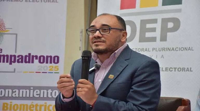 TSE aclara que no se revisarán celulares en recintos, pero ratifica prohibición de su uso en el voto