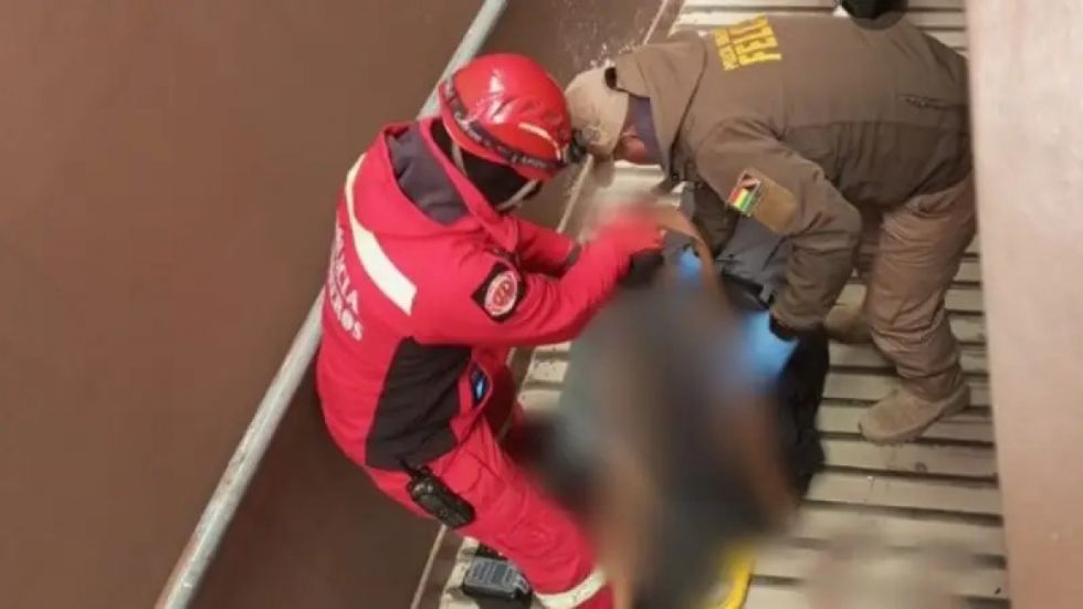 Chofer fallece tras sufrir una caída en la Terminal de Buses de Oruro