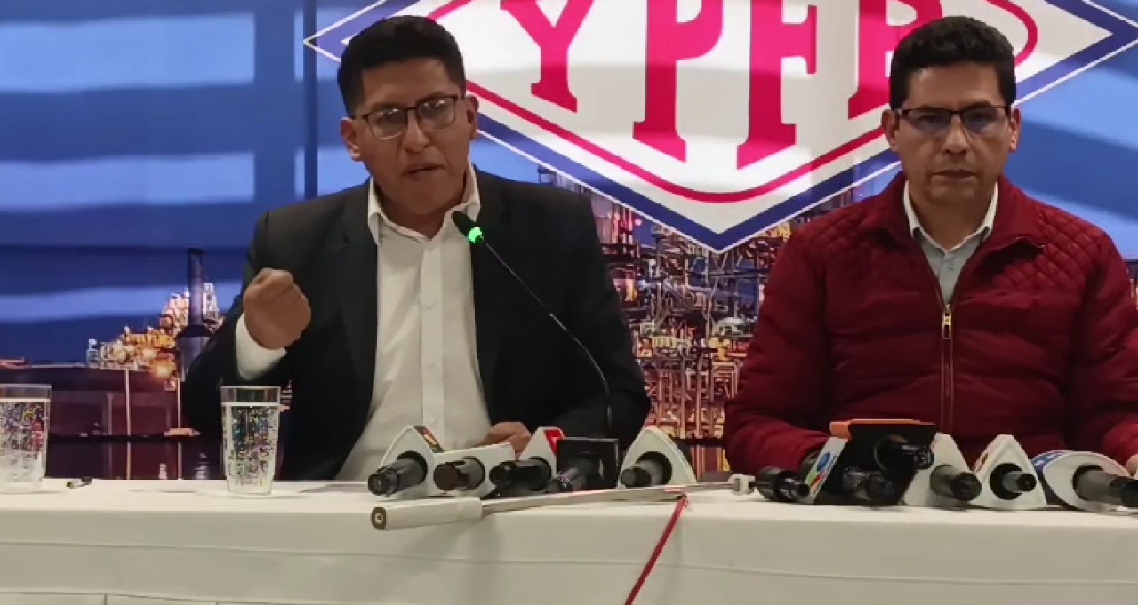YPFB desestima oferta de empresa de choferes tras descubrir antecedentes judiciales del representante