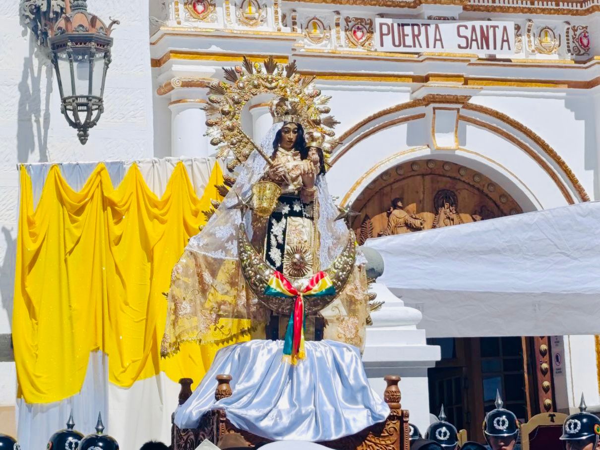 Virgen de Copacabana: Bolivia celebra el centenario de su coronación como Reina de la Nación