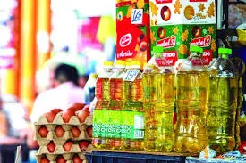 El mercado fija precios pese a controles: canasta familiar subió entre 30% y 50%
