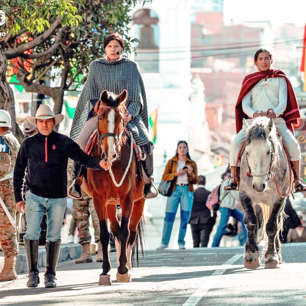 Sucre: Emotivo homenaje a Juana Azurduy en la Casa de la Libertad