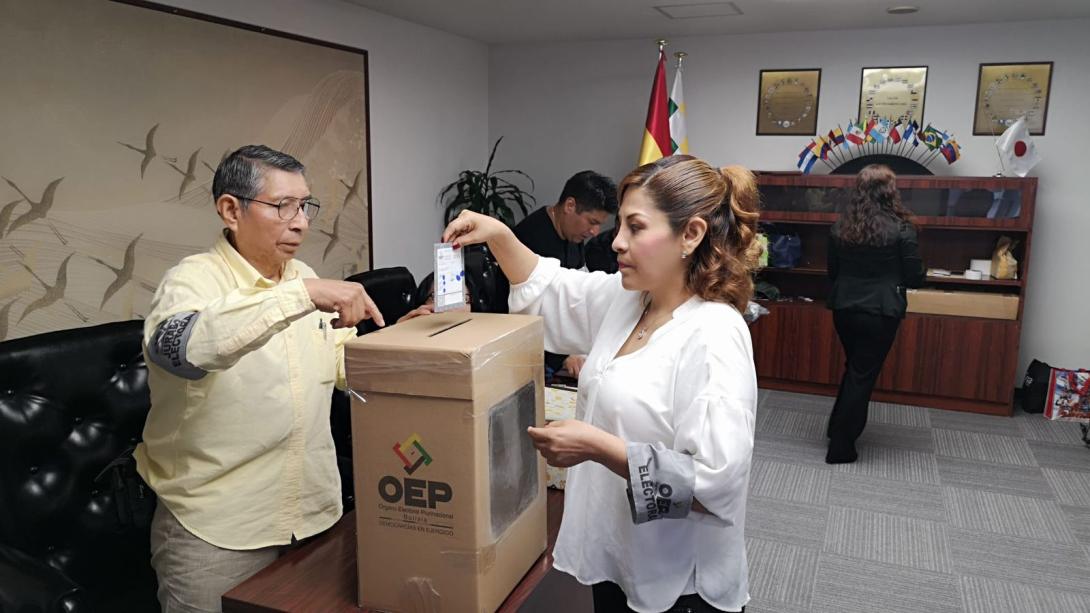 Elecciones: Bolivianos en el exterior votarán en 22 países
