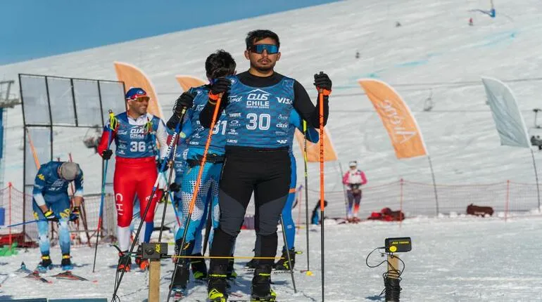 Paolo Vargas suma puntos y se acerca a los Juegos Olímpicos de Invierno 2026