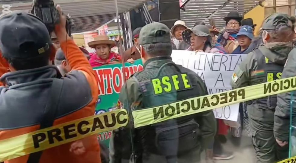 Audiencia sobre operaciones mineras en Viacha se posterga y genera preocupación en la comunidad