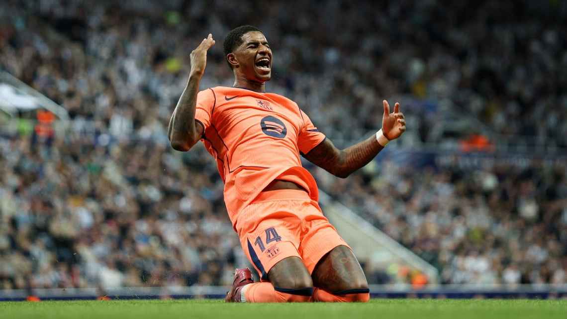 Rashford guía al Barcelona en su debut victorioso ante el Newcastle
