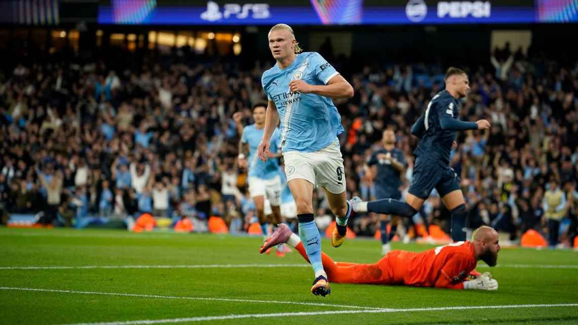 Manchester City aprovechó la expulsión de Di Lorenzo y venció 2-0 al Napoli en el Etihad