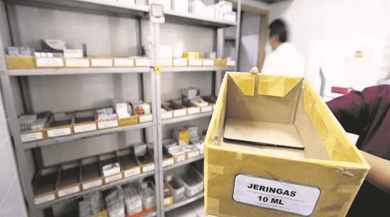 Riesgo de escasez de medicamentos en 2026 alerta industria farmacéutica