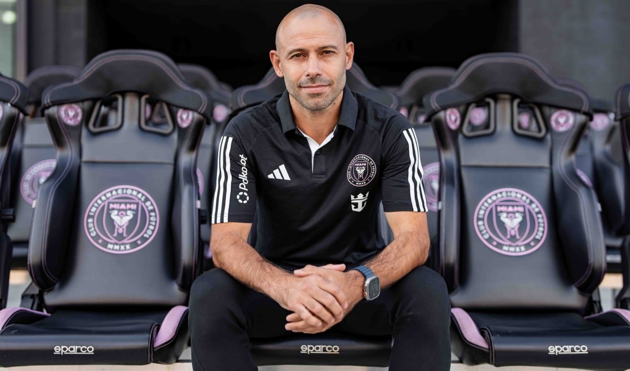 Mascherano destaca a Messi tras su triplete: “Sigue demostrando que es el mejor de la historia”