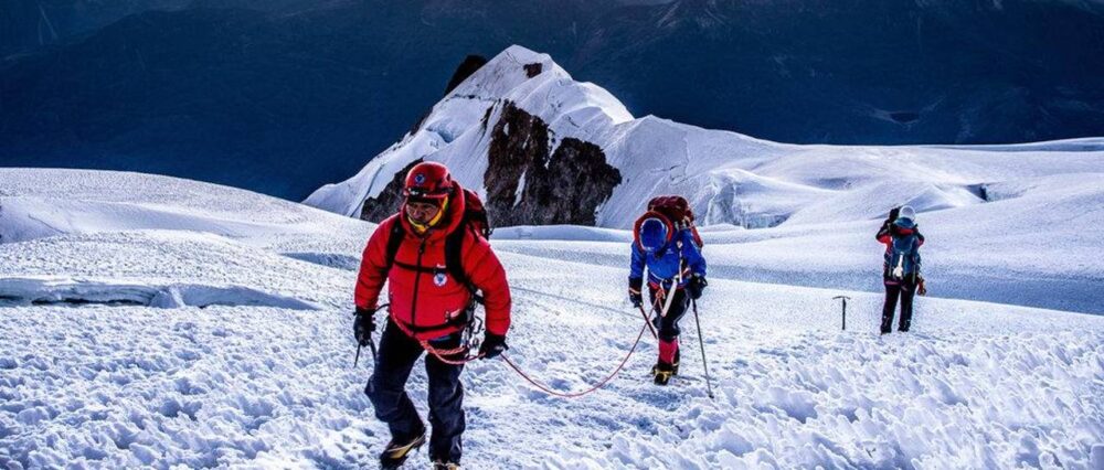 Turista estadounidense fallece en el nevado Huayna Potosí durante ascenso