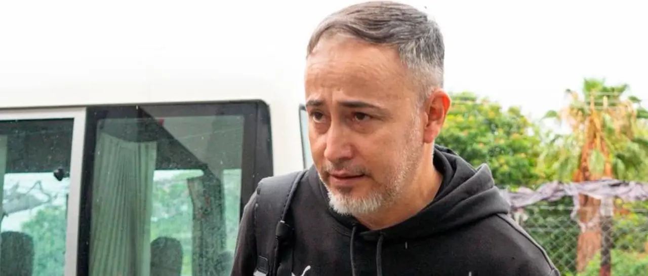 Flavio Robatto criticó el arbitraje tras las múltiples expulsiones en el partido entre Blooming y Bolívar