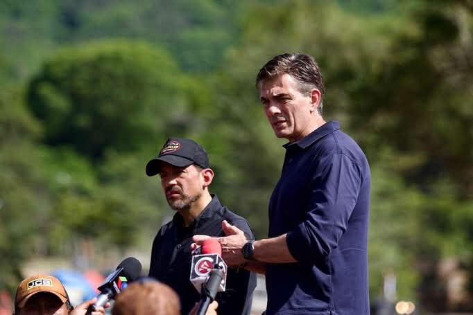 Presidente Paz llega a Samaipata y confirma ayuda humanitaria