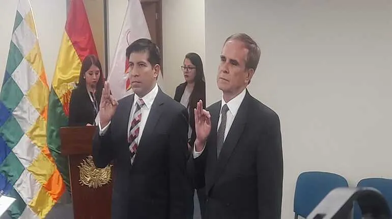 Posesionan a nuevos directivos de la Gestora Pública y Asfi con el reto de terminar con el “Estado tranca”