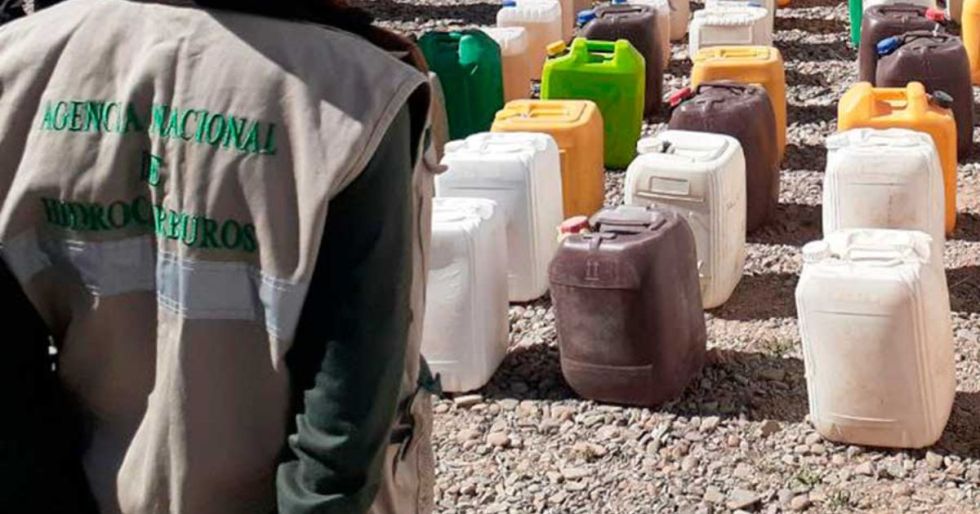 ANH ratifica venta de gasolina en bidones y descarta cambios tras el Decreto Supremo 5503