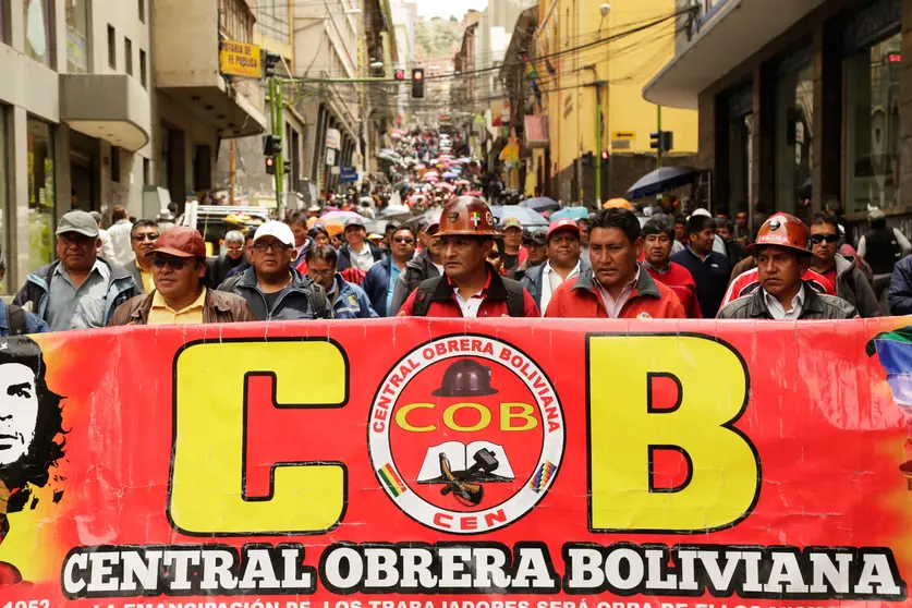 COB rechaza medidas económicas del Gobierno y convoca a ampliado nacional