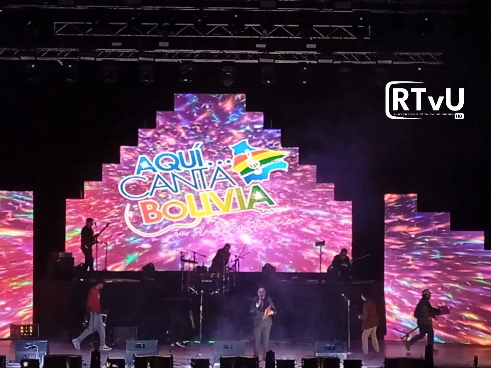 Inicia el XXXII Festival Nacional de la Canción Boliviana en Oruro