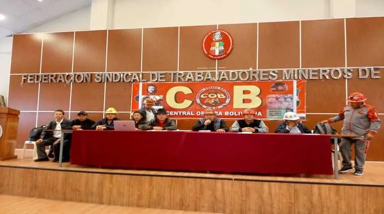 Central Obrera Boliviana inicia paro general indefinido exigiendo la anulación del Decreto 5503