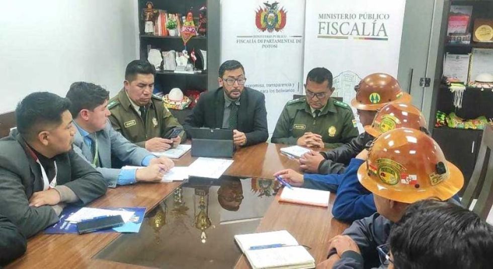 Comando de élite policial enfrentará robos armados en minas de Potosí