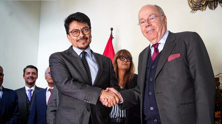 El canciller de Brasil llegó a La Paz para abordar agenda bilateral
