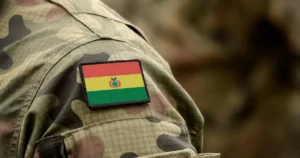 El jefe militar se encuentra en la Felcc de La Paz. / Foto: RRSS