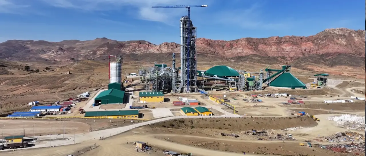 Sedem denuncia uso irregular de fondos y contratación excesiva en la cementera de Potosí