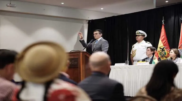 Gobierno alista modificación del ICE para fortalecer vino y singani