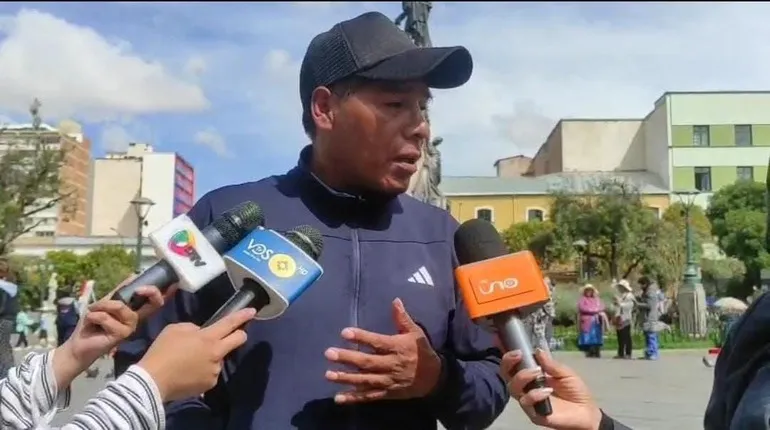 Tragedia aérea en El Alto deja ocho muertos de una misma familia y un menor herido de gravedad