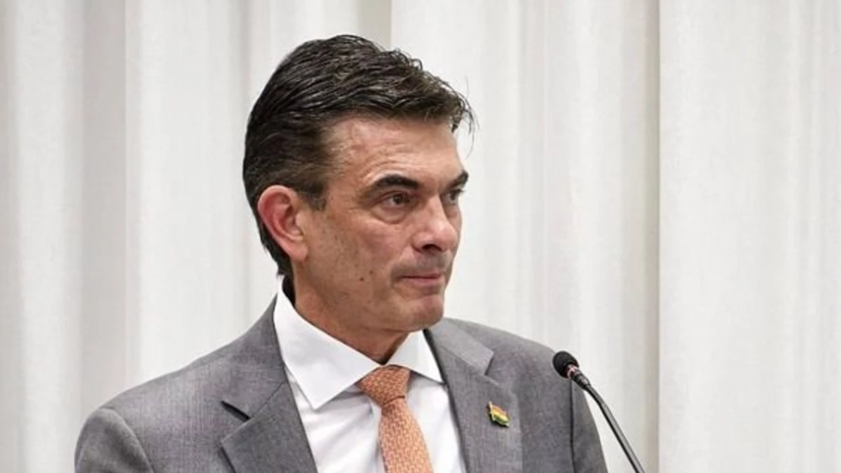 El Presidente Paz impulsa el folklore boliviano como eje de promoción internacional