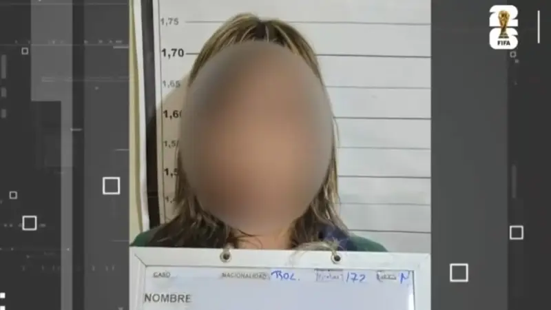 Hombre se hacía pasar por mujer para dopar y robar en bares de Cochabamba