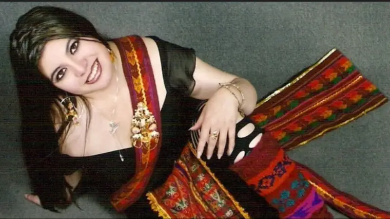 Cantante Rossana Marín permanece en terapia intensiva tras presunto intento de feminicidio