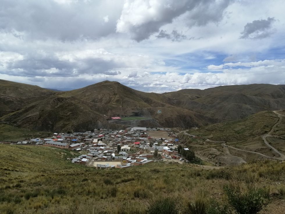 Deslizamiento en mina aurífera de Potosí deja dos fallecidos