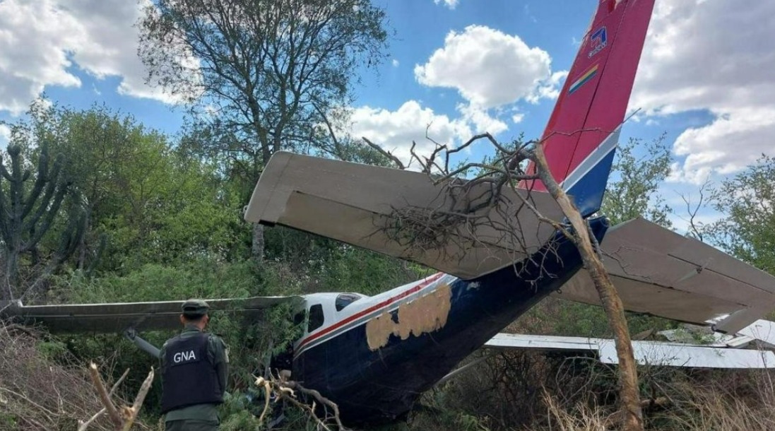 Avioneta boliviana que se estrelló en Argentina transportaba cocaína del cártel de Sinaloa