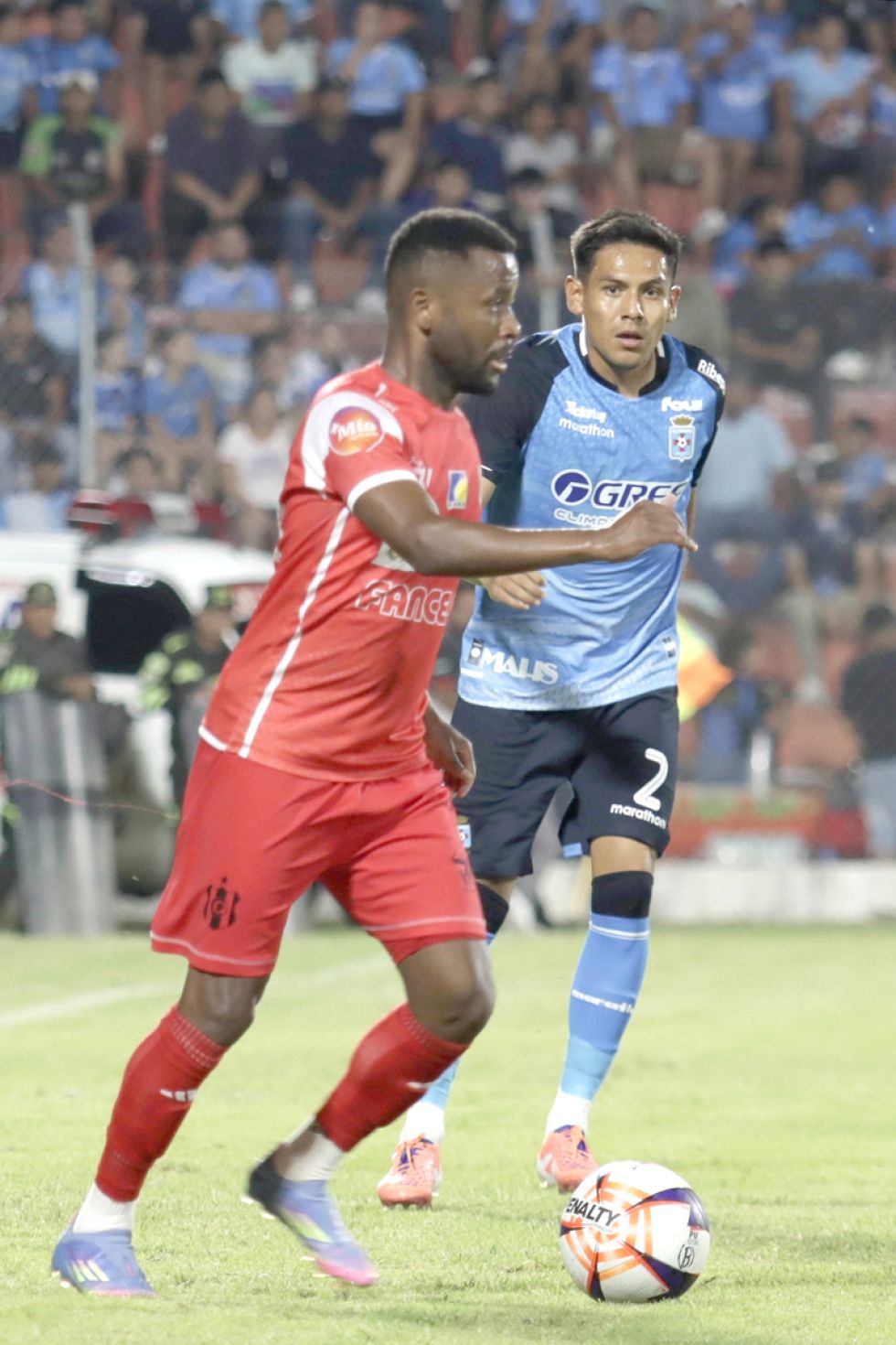 Independiente sufre goleada en Montero y queda al borde de la eliminación