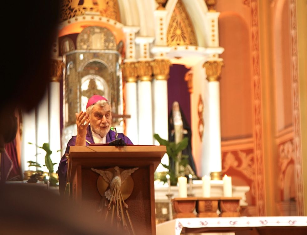 Iglesia católica pide compromiso para frenar la violencia y los feminicidios
